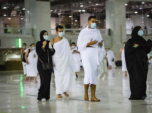 Kebersamaan jamaah umroh